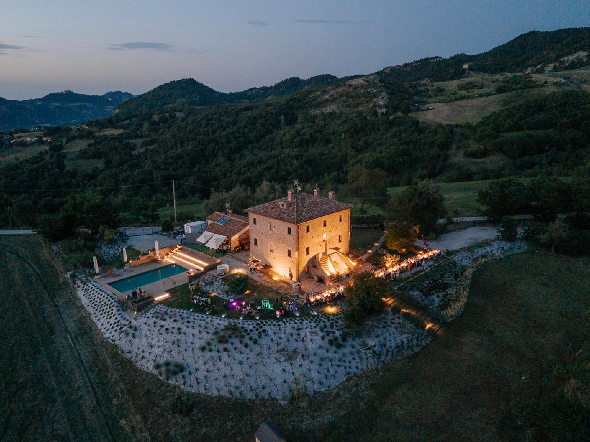Palazzo Serre - Natura & Piscina Сан-Лео Экстерьер фото